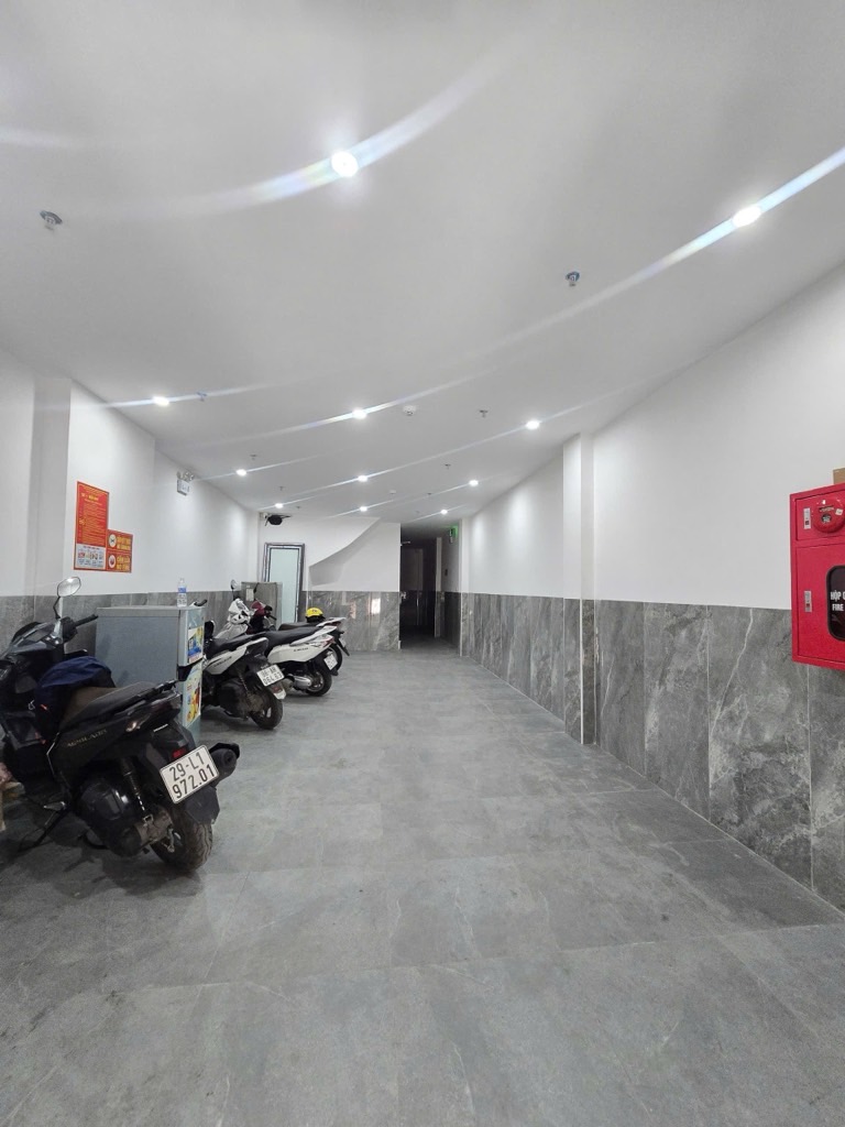 Bán nhà Đường Láng - diện tích 70m2 7 tầng - SIÊU PHẨM CCMN - giá 25,5 tỷ