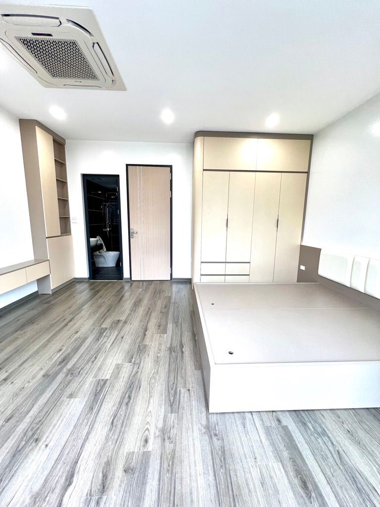 Bán nhà Đê Trần Khát Chân - diện tích 78m2 5 tầng - Gara ô tô, thang máy - giá 28,5 tỷ