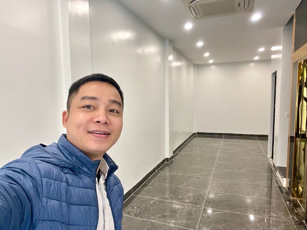 Bán nhà Đê Trần Khát Chân - diện tích 78m2 5 tầng - Gara ô tô, thang máy - giá 28,5 tỷ