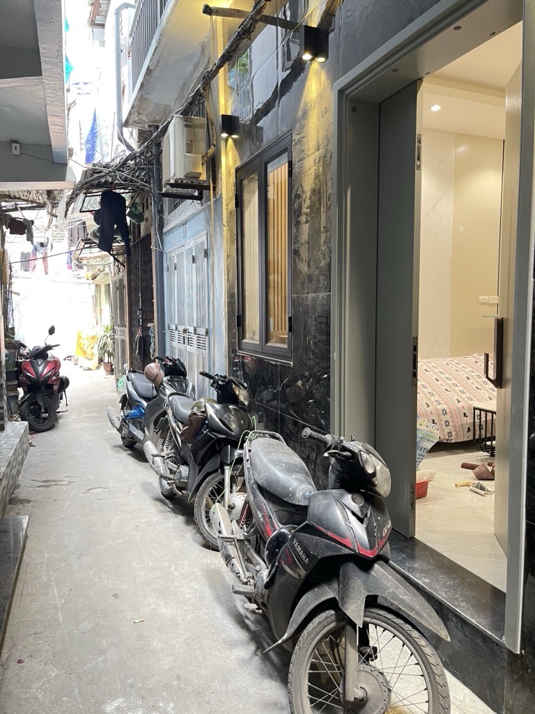 Bán nhà Mai Hắc Đế - diện tích 52m2 3 tầng - Nhà đẹp thiết kế hiện đại - giá 9,98 tỷ