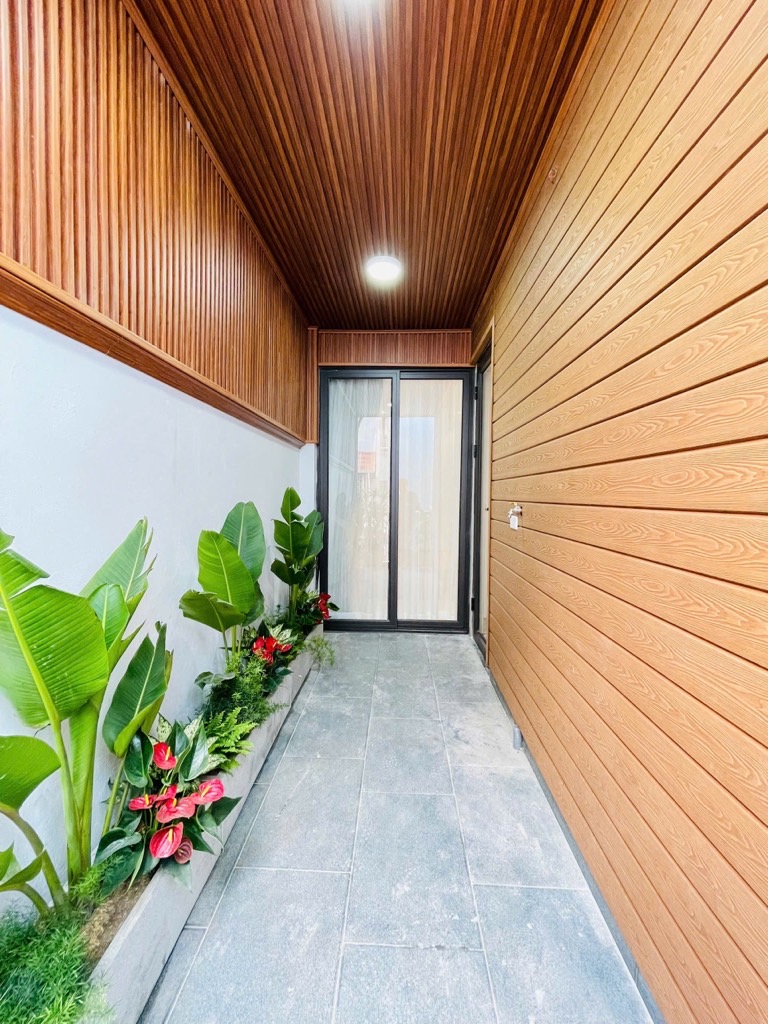 Bán nhà Mai Hắc Đế - diện tích 52m2 3 tầng - Nhà đẹp thiết kế hiện đại - giá 9,98 tỷ