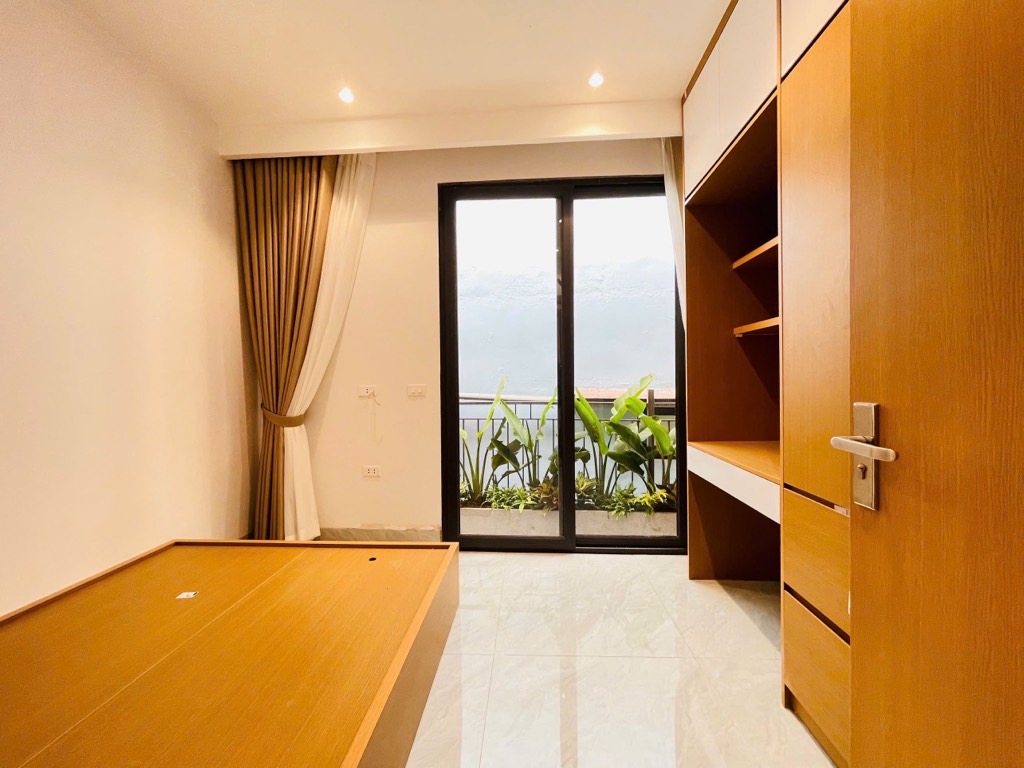 Bán nhà Mai Hắc Đế - diện tích 52m2 3 tầng - Nhà đẹp thiết kế hiện đại - giá 9,98 tỷ