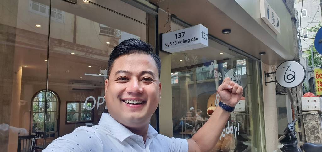 Bán nhà Hoàng Cầu - diện tích 163m2 5 tầng - LÔ GÓC - giá 38 tỷ