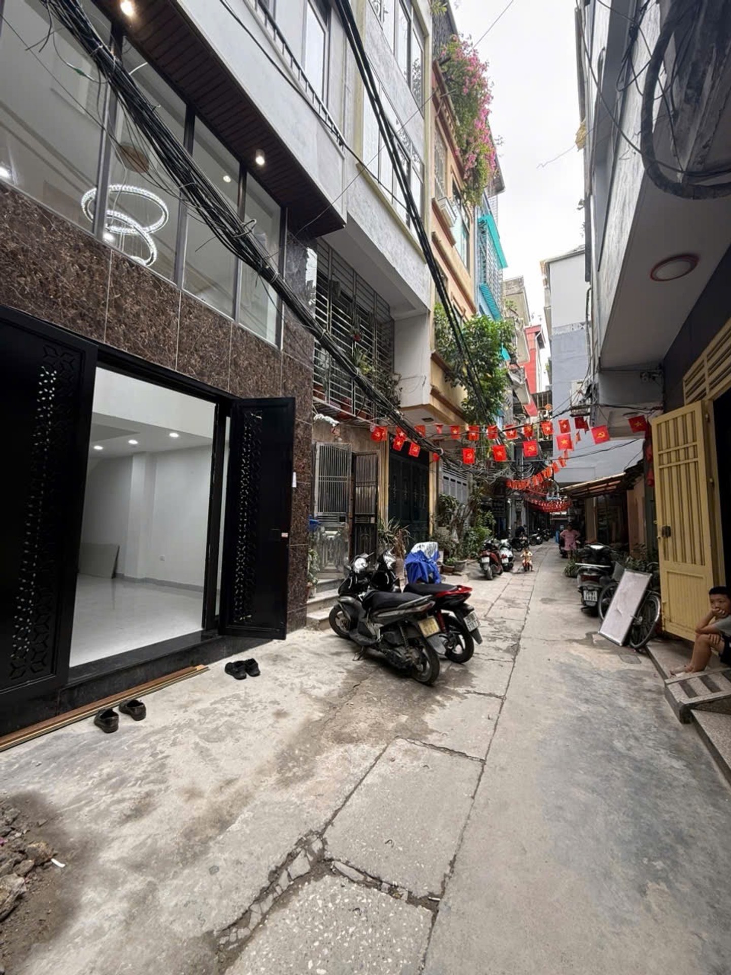 Bán nhà Bạch Mai - diện tích 39m2 6 tầng - Lô góc cực thoáng - giá 13,9 tỷ