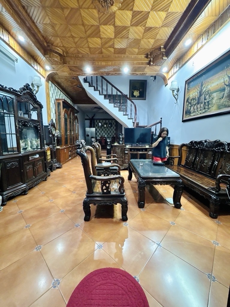 Bán nhà Nguyễn Bá Khoản - diện tích 84m2 4 tầng - ô tô tránh - giá 45,5 tỷ