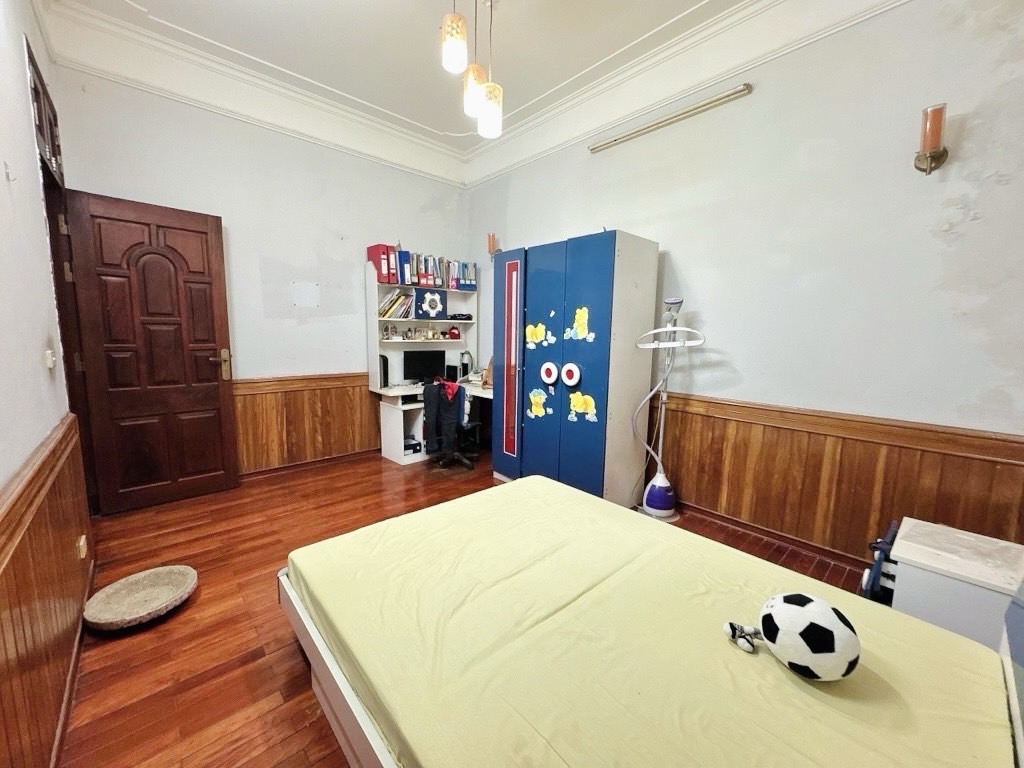 Bán nhà Nguyễn Bá Khoản - diện tích 84m2 4 tầng - ô tô tránh - giá 45,5 tỷ