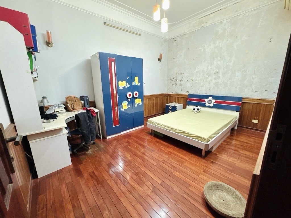 Bán nhà Nguyễn Bá Khoản - diện tích 84m2 4 tầng - ô tô tránh - giá 45,5 tỷ