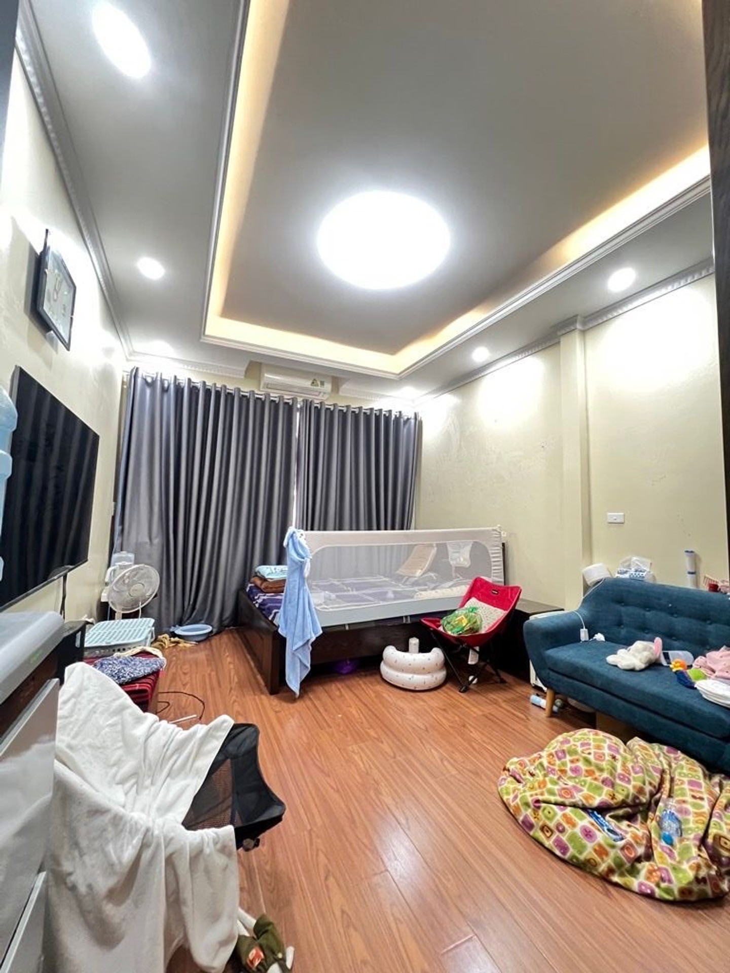 Bán nhà B4 - diện tích 43m2 5 tầng - Mặt ô tô, kinh doanh - giá 20 tỷ