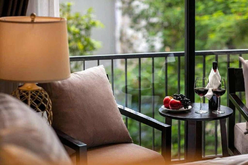 Bán nhà Bùi Thị Xuân - diện tích 229m2 12 tầng - Ô tô tránh - giá 210 tỷ