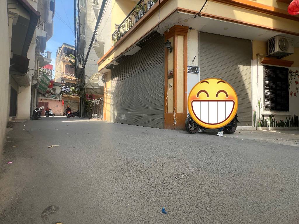 Bán nhà Vương Thừa Vũ - diện tích 136.1m2 1 tầng - Ô TÔ 7 CHỖ VÀO NHÀ - giá 43,5 tỷ