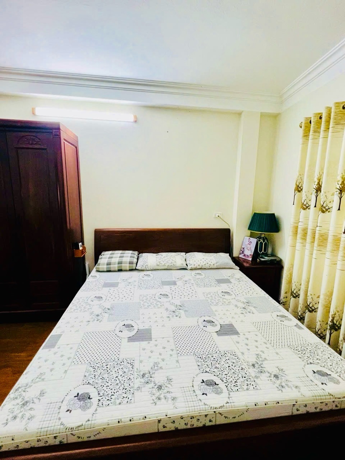 Bán nhà Đông Thiên - diện tích 23m2 4 tầng - Nhà đẹp hiếm có - giá 5,35 tỷ
