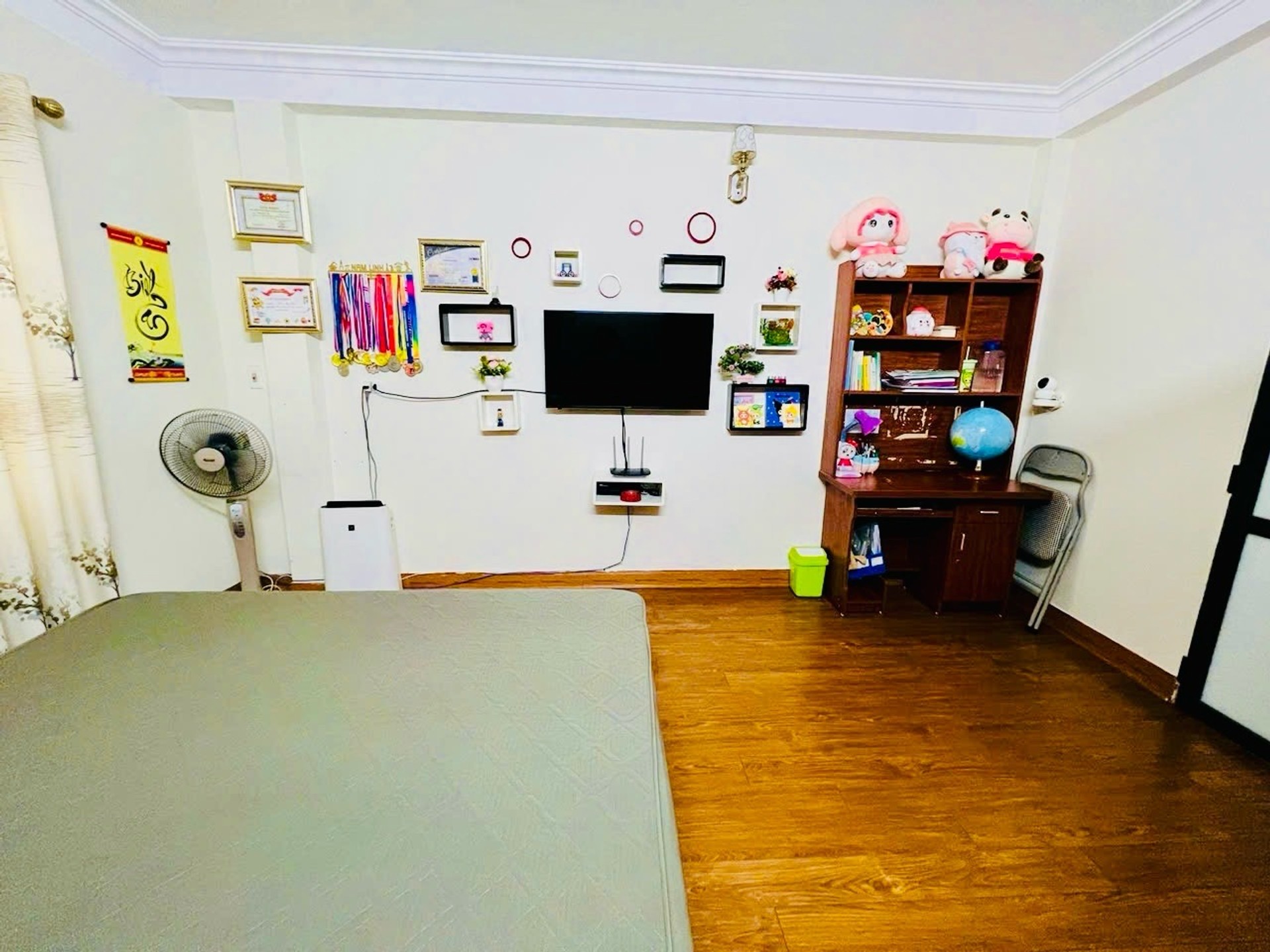Bán nhà Đông Thiên - diện tích 23m2 4 tầng - Nhà đẹp hiếm có - giá 5,35 tỷ