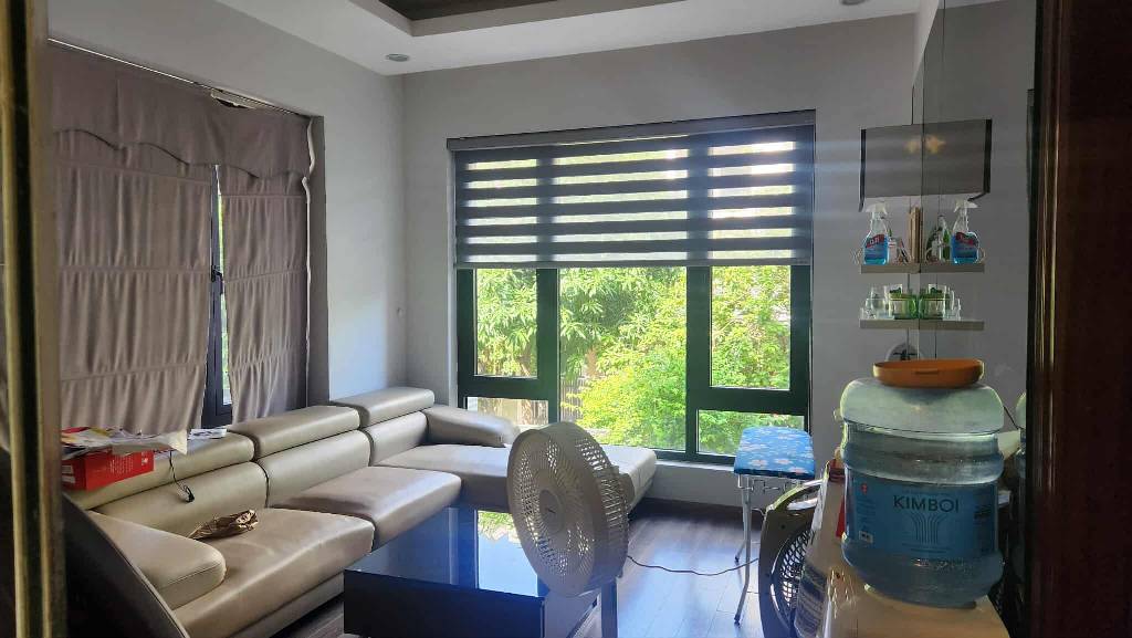 Bán nhà Tây Nam Linh Đàm - diện tích 200m2 4 tầng - Biệt thự cao cấp sân vườn - giá 73 tỷ