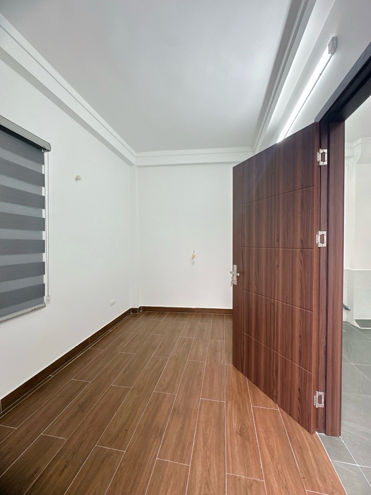 Bán nhà Kim Ngưu - diện tích 34m2 5 tầng - Ô tô tránh - giá 10,5 tỷ