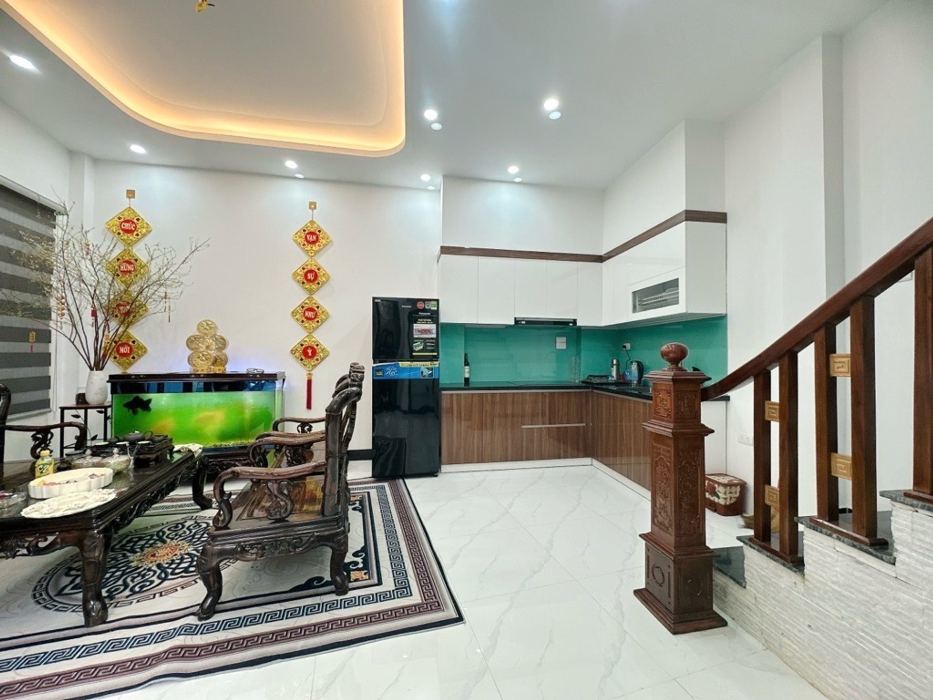 Bán nhà Kim Ngưu - diện tích 34m2 5 tầng - Ô tô tránh - giá 10,5 tỷ