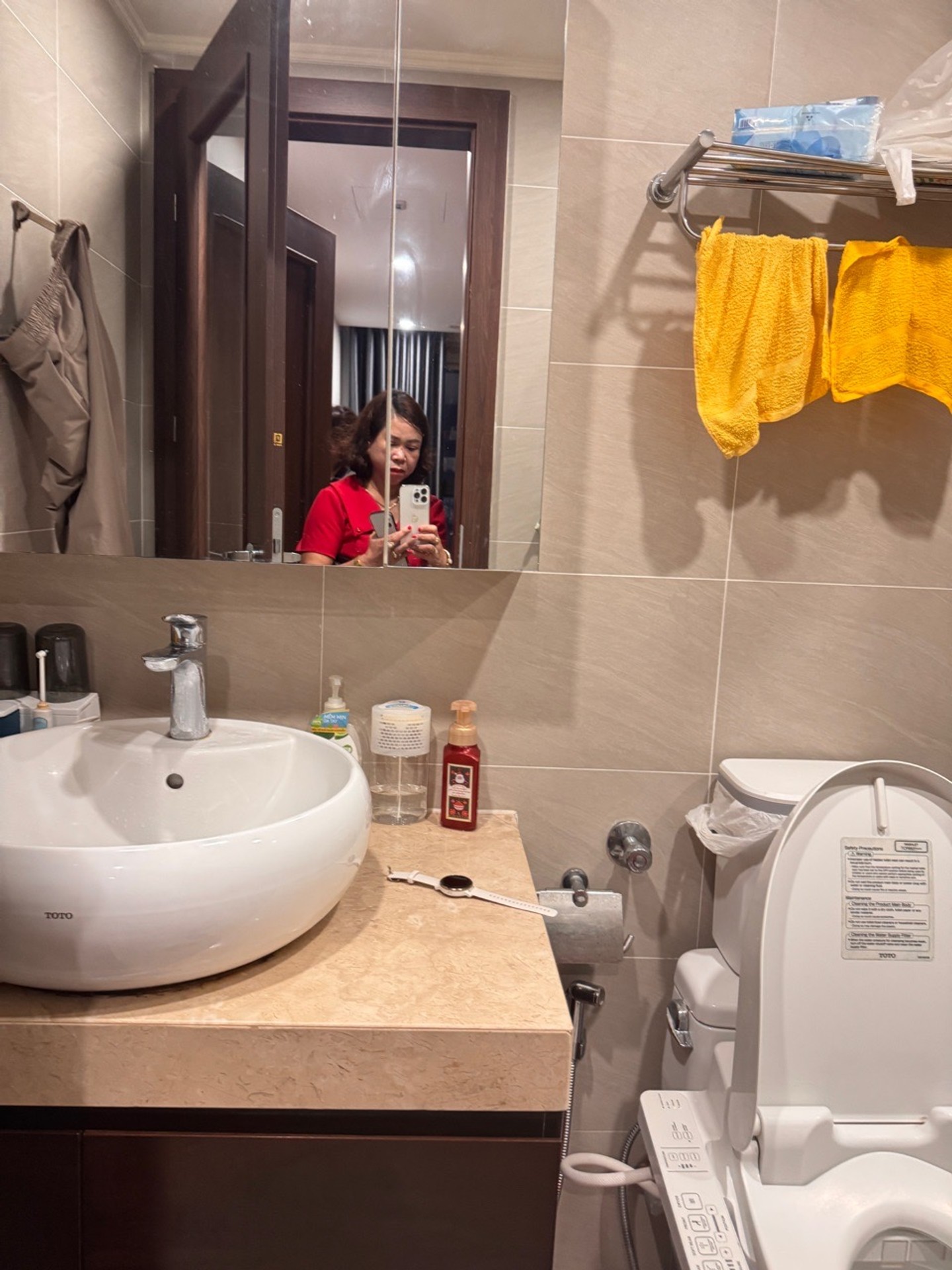 Bán nhà Lê Đại Hành - diện tích 95m2 17 tầng - Lô góc, view Vincom Bà Triệu - giá 21,8 tỷ