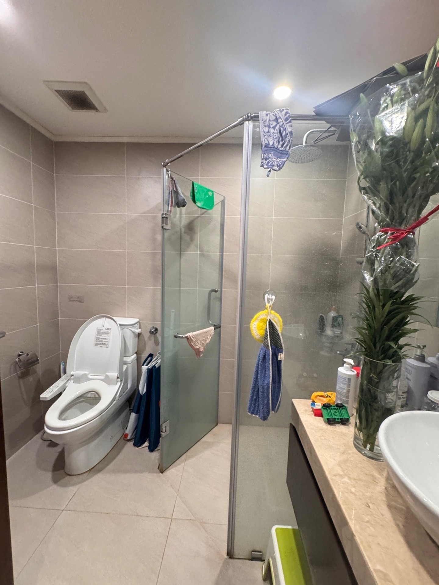 Bán nhà Lê Đại Hành - diện tích 95m2 17 tầng - Lô góc, view Vincom Bà Triệu - giá 21,8 tỷ