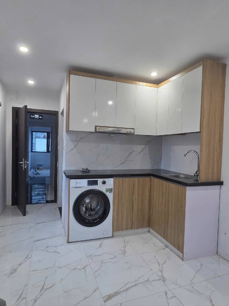 Bán nhà Đê la thành - diện tích 75m2 9 tầng - Mặt phố - giá 30,5 tỷ