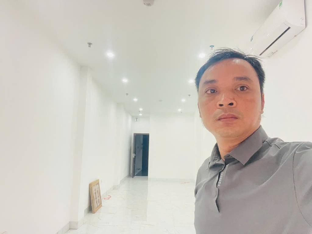 Bán nhà Đê la thành - diện tích 75m2 9 tầng - Mặt phố - giá 30,5 tỷ