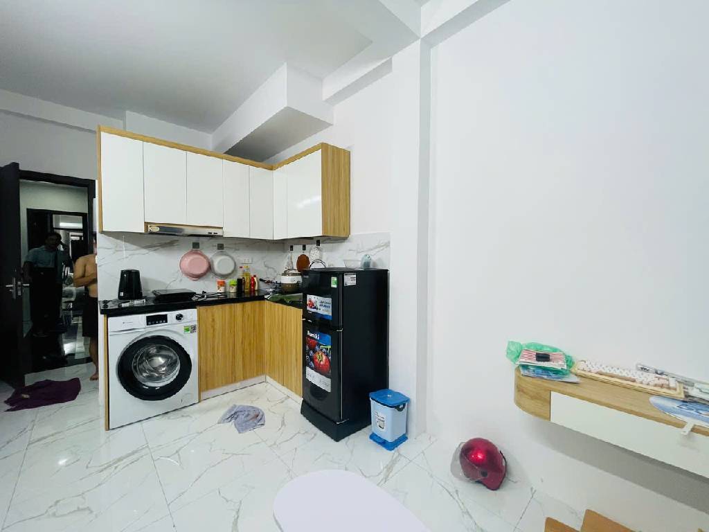 Bán nhà Đê la thành - diện tích 75m2 9 tầng - Mặt phố - giá 30,5 tỷ