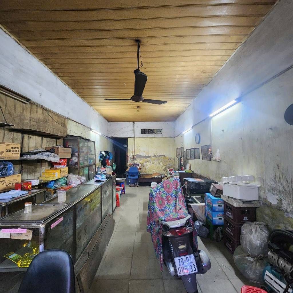 Bán nhà Trương Định - diện tích 199m2 2 tầng - Mặt phố - giá 130 tỷ