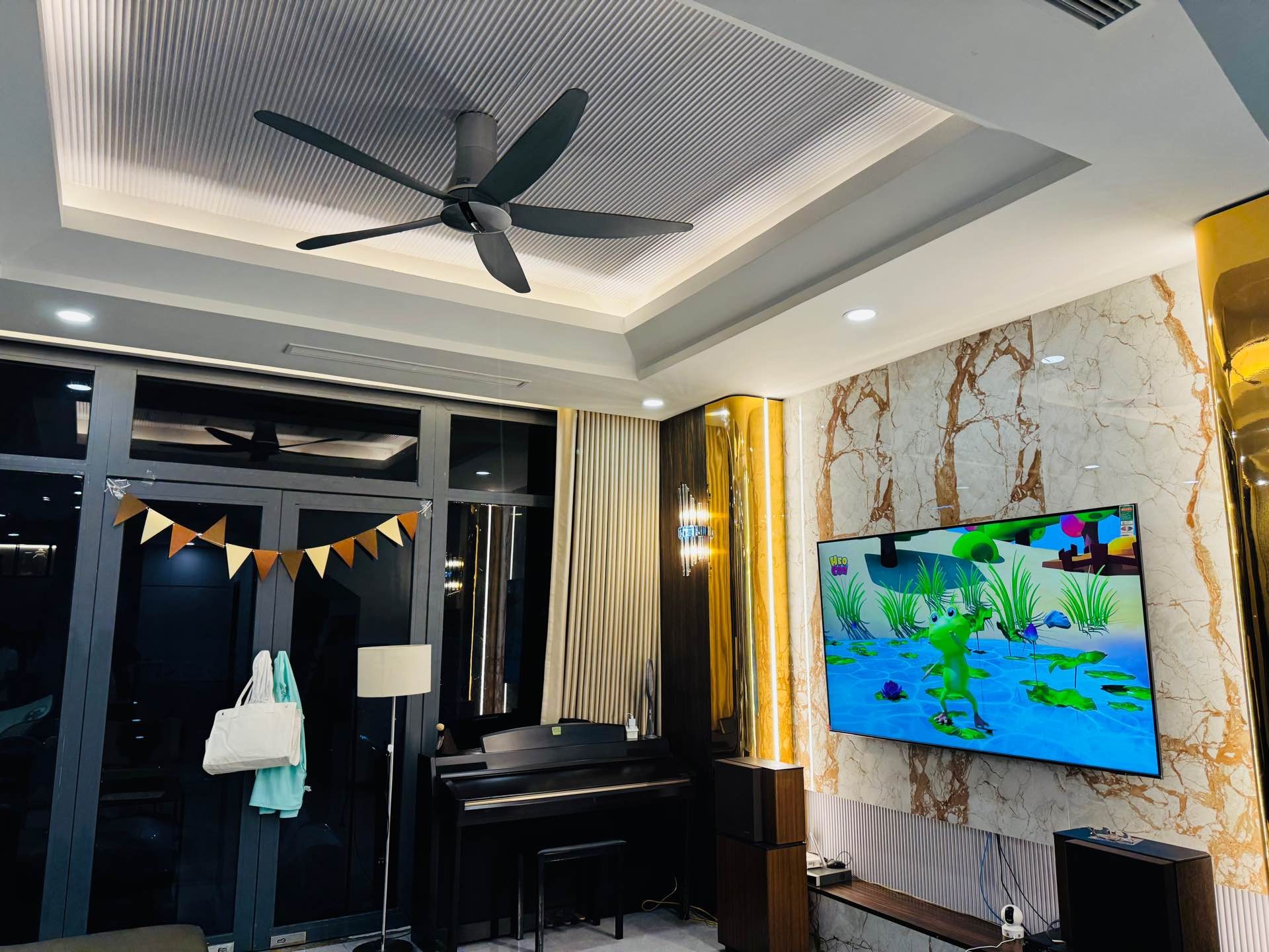 Bán nhà Phan Kế Toại - diện tích 208m2 4 tầng - Lô góc 3 mặt thoáng - giá 6,2 tỷ