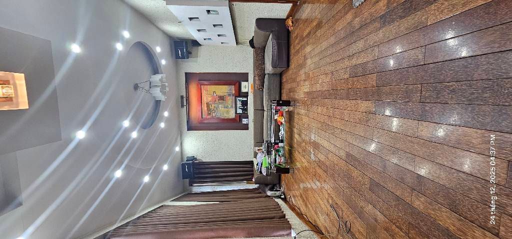 Bán nhà Nguyễn Văn Viên - diện tích 88m2 7 tầng - Mặt phố VIP - giá 49,6 tỷ