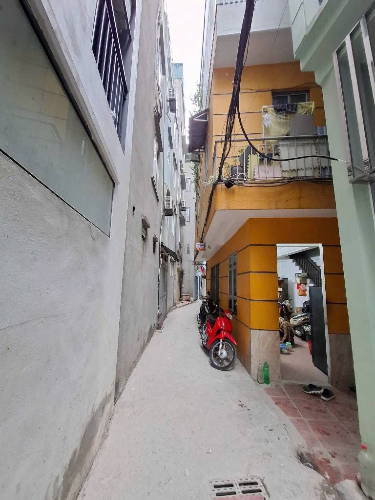 Bán nhà Đại Đồng - diện tích 30m2 4 tầng - Ô tô tránh - giá 6,5 tỷ