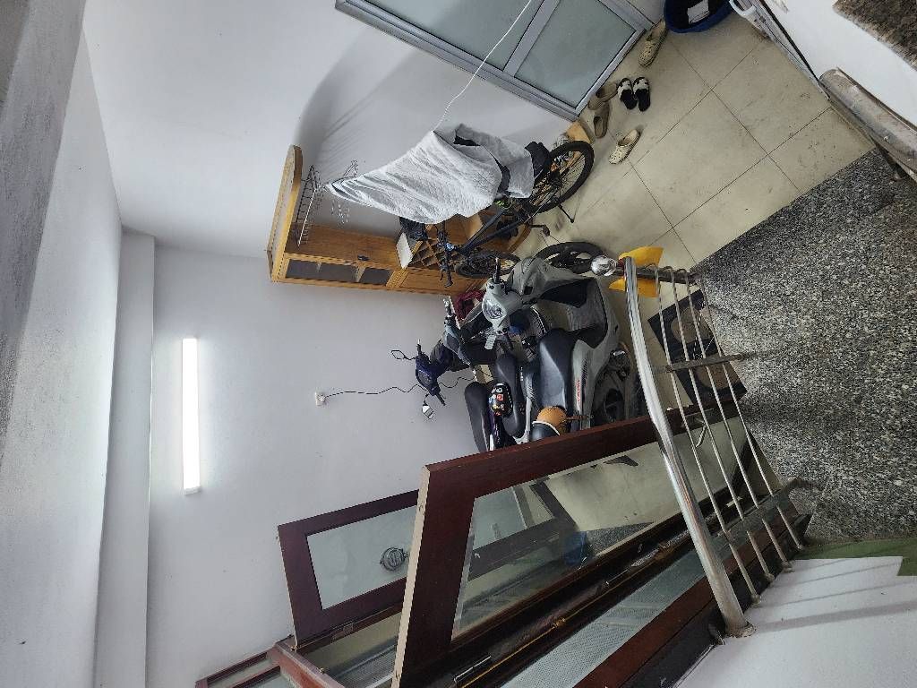 Bán nhà Đại Đồng - diện tích 30m2 4 tầng - Ô tô tránh - giá 6,5 tỷ