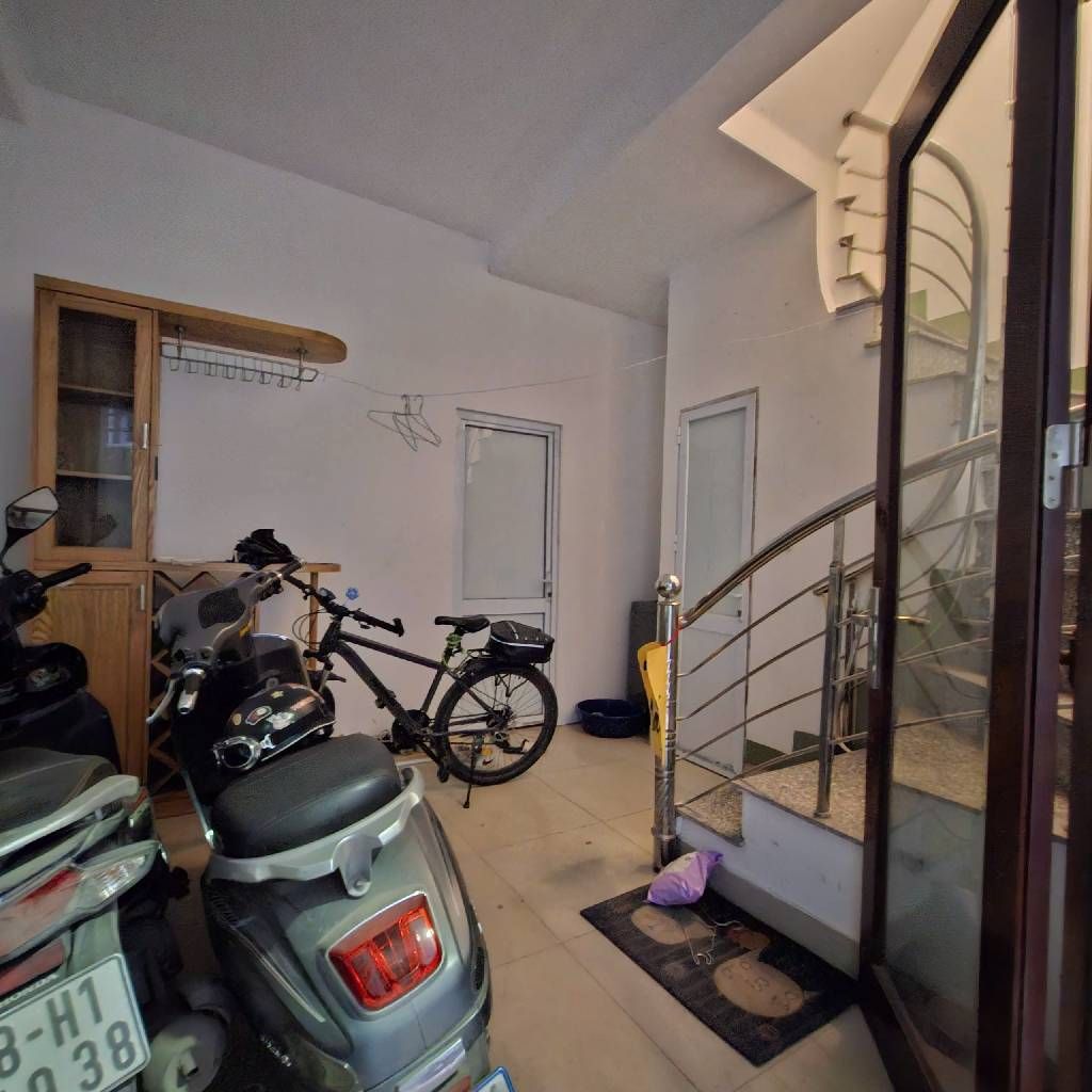 Bán nhà Đại Đồng - diện tích 30m2 4 tầng - Ô tô tránh - giá 6,5 tỷ
