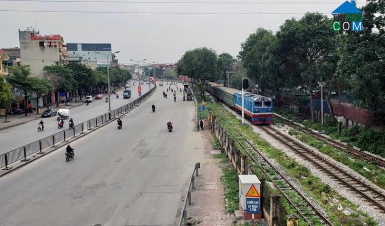 Bán nhà Ngọc Hồi - diện tích 320m2 2 tầng - Mặt phố kinh doanh sầm uất - giá 37 tỷ