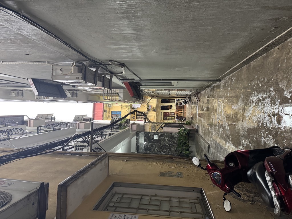 Bán nhà Tôn Thất Tùng - diện tích 85m2 8 tầng - Đang cập nhật - giá 29,8 tỷ