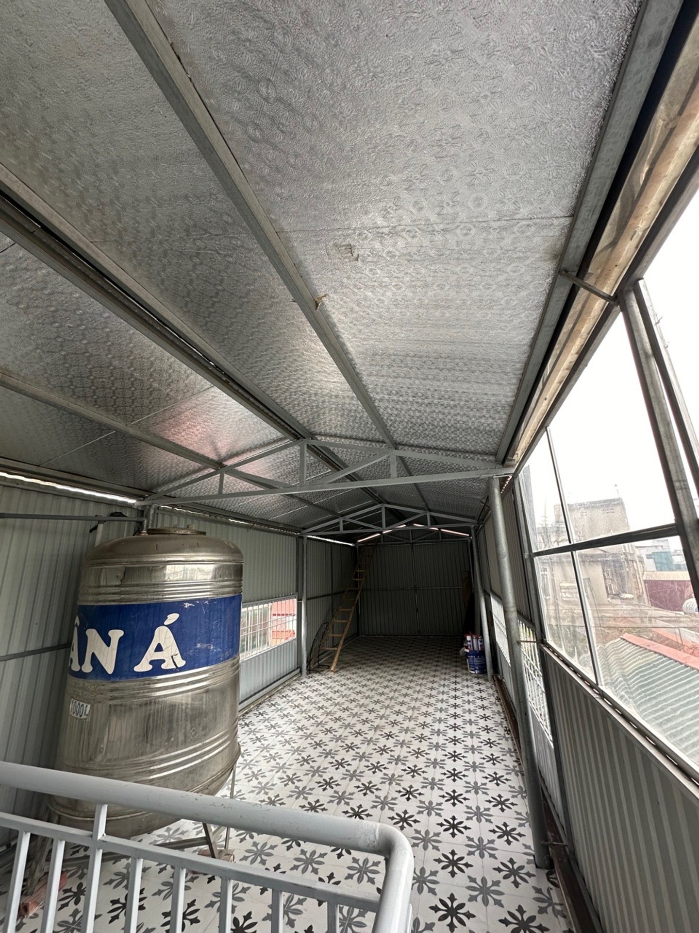 Bán nhà Hoàng Văn Thái - diện tích 30m2 6 tầng - nhà đẹp hiếm có - giá 12,8 tỷ