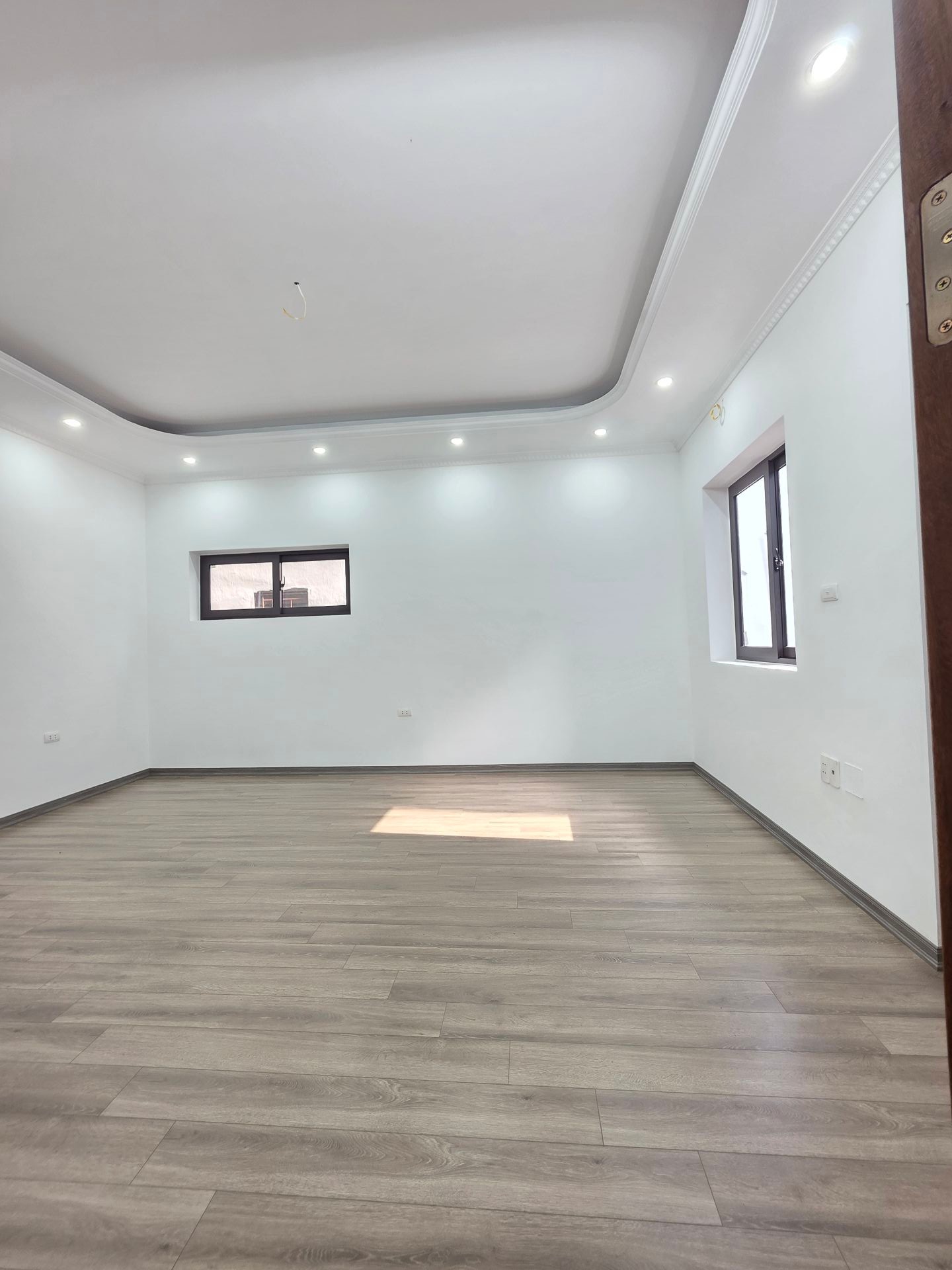 Bán nhà Hai Bà Trưng - diện tích 39m2 5 tầng - Lô góc 2 mặt thoáng - giá 7,8 tỷ
