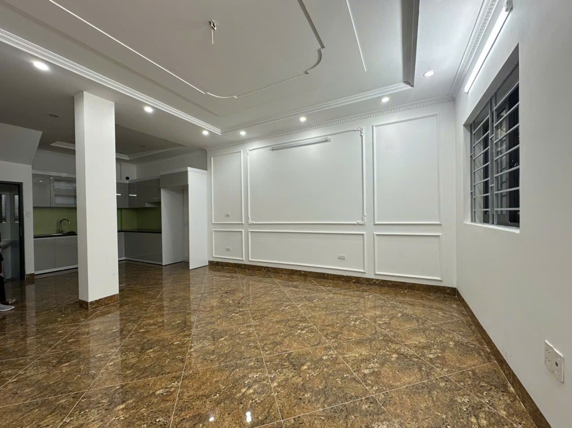 Bán nhà Hai Bà Trưng - diện tích 39m2 5 tầng - Lô góc 2 mặt thoáng - giá 7,8 tỷ