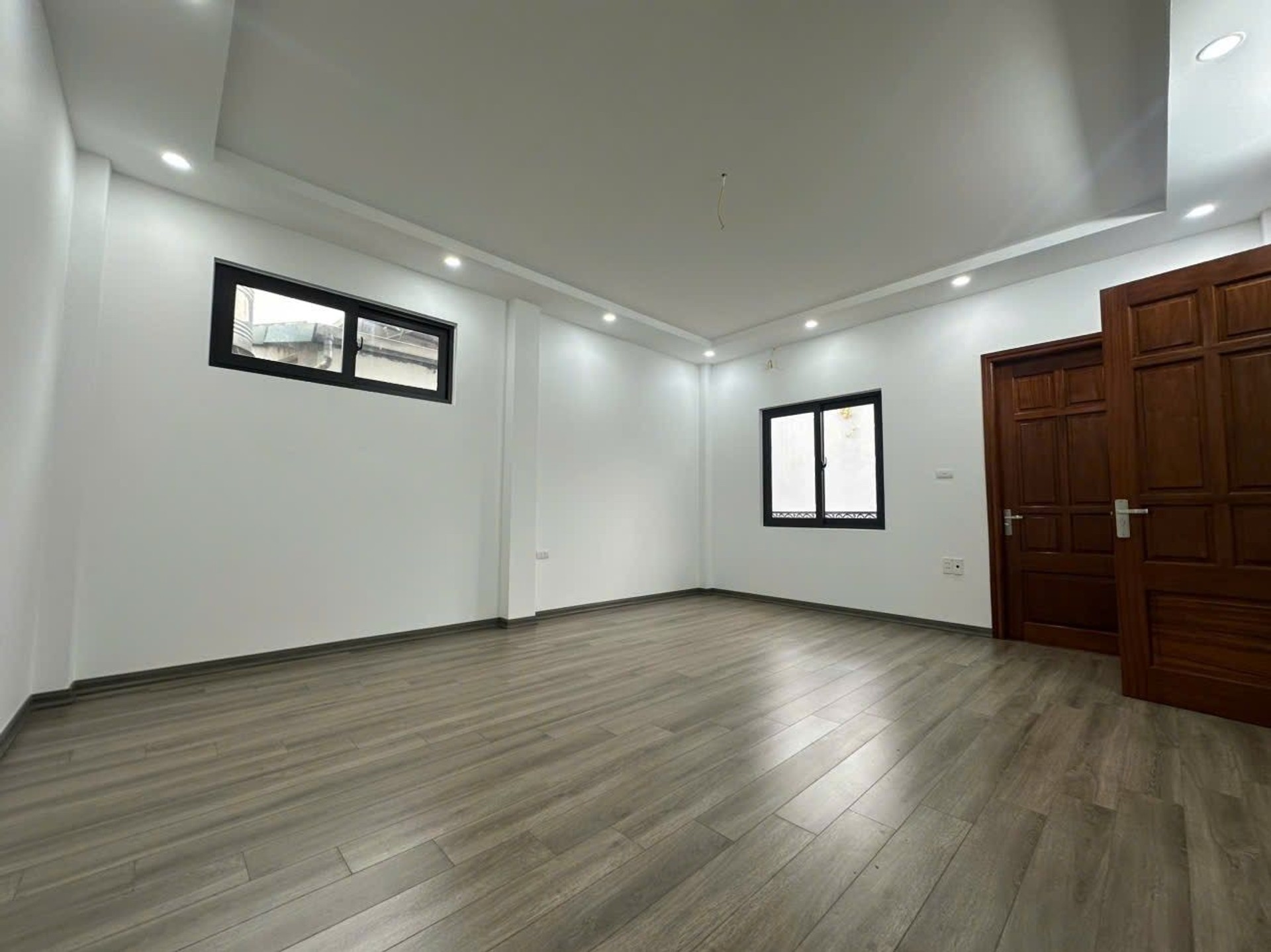 Bán nhà Hai Bà Trưng - diện tích 39m2 5 tầng - Lô góc 2 mặt thoáng - giá 7,8 tỷ