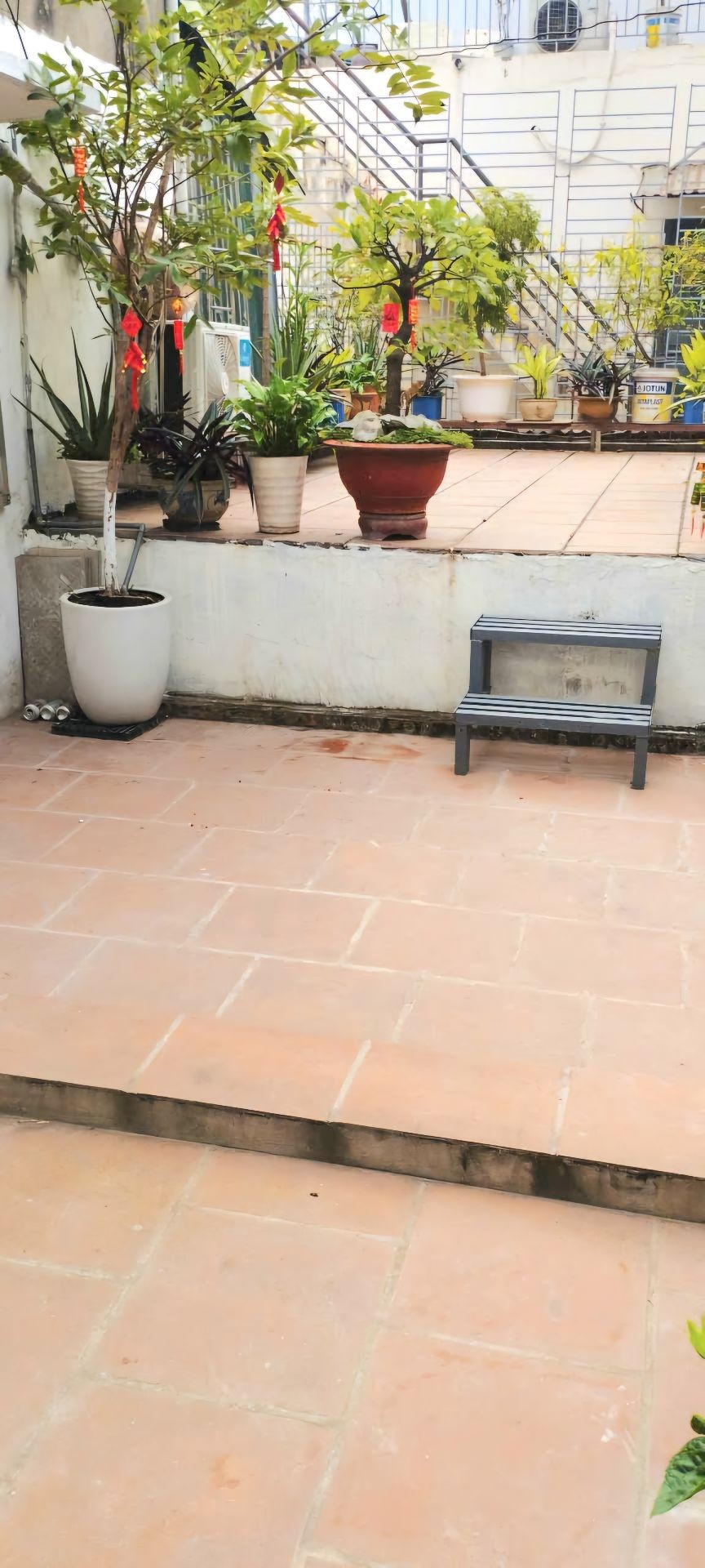 Bán nhà Bùi Ngọc Dương - diện tích 82m2 2 tầng - Ô tô đi qua nhà - giá 4,8 tỷ