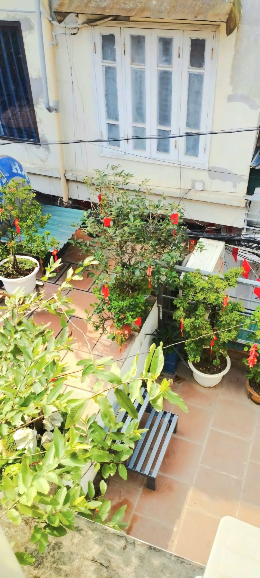 Bán nhà Bùi Ngọc Dương - diện tích 82m2 2 tầng - Ô tô đi qua nhà - giá 4,8 tỷ