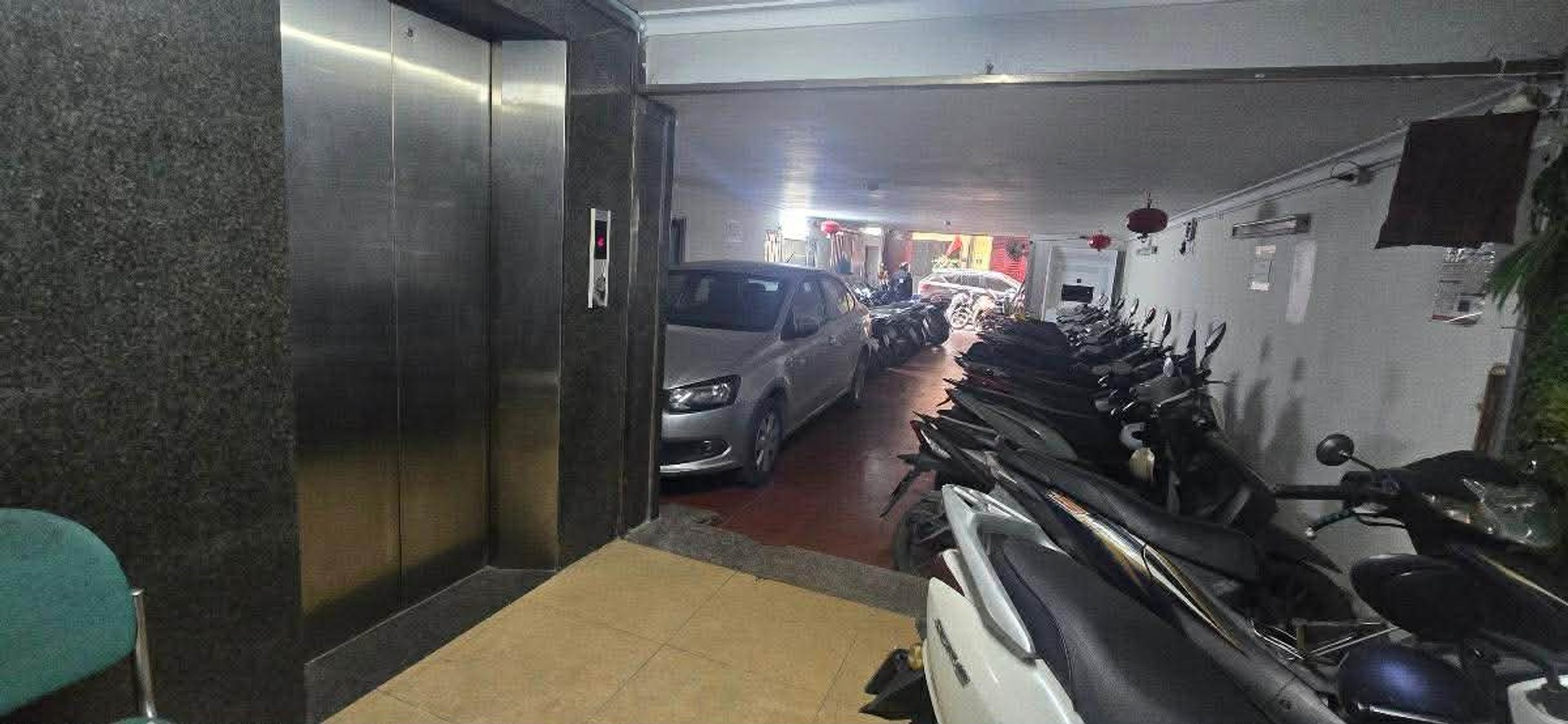 Bán nhà TƯỞNG DÂN BẢO - diện tích 97m2 8 tầng - Lô góc 3 mặt thoáng - giá 56 tỷ