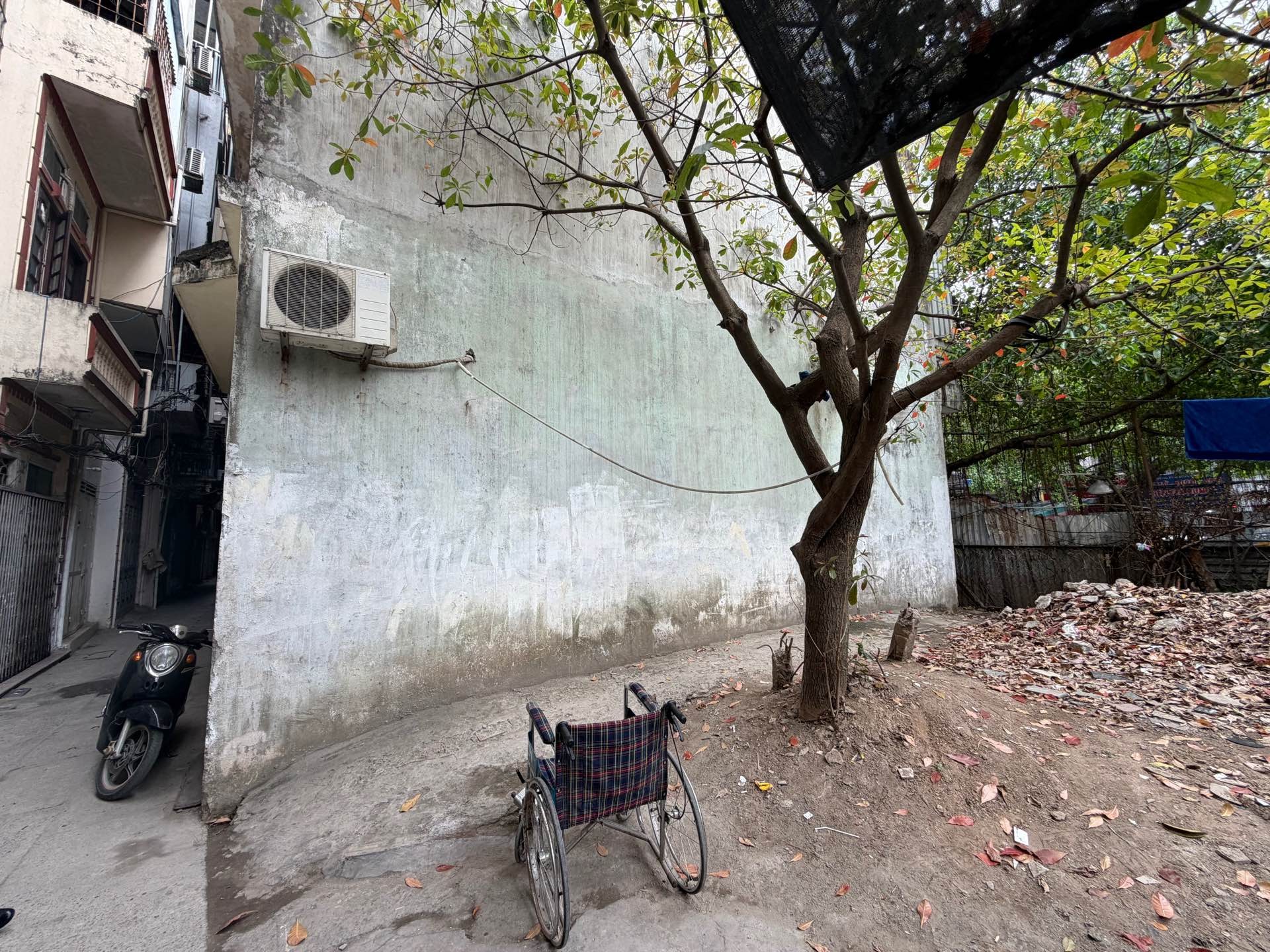 Bán nhà Nhân Hòa - diện tích 75m2 3 tầng - 2 mặt ngõ thoáng - giá 35 tỷ