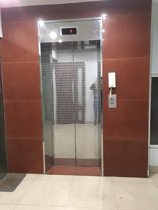 Bán nhà Vương Thừa Vũ - diện tích 181m2 7 tầng - Mặt phố kinh doanh văn phòng - giá 72 tỷ