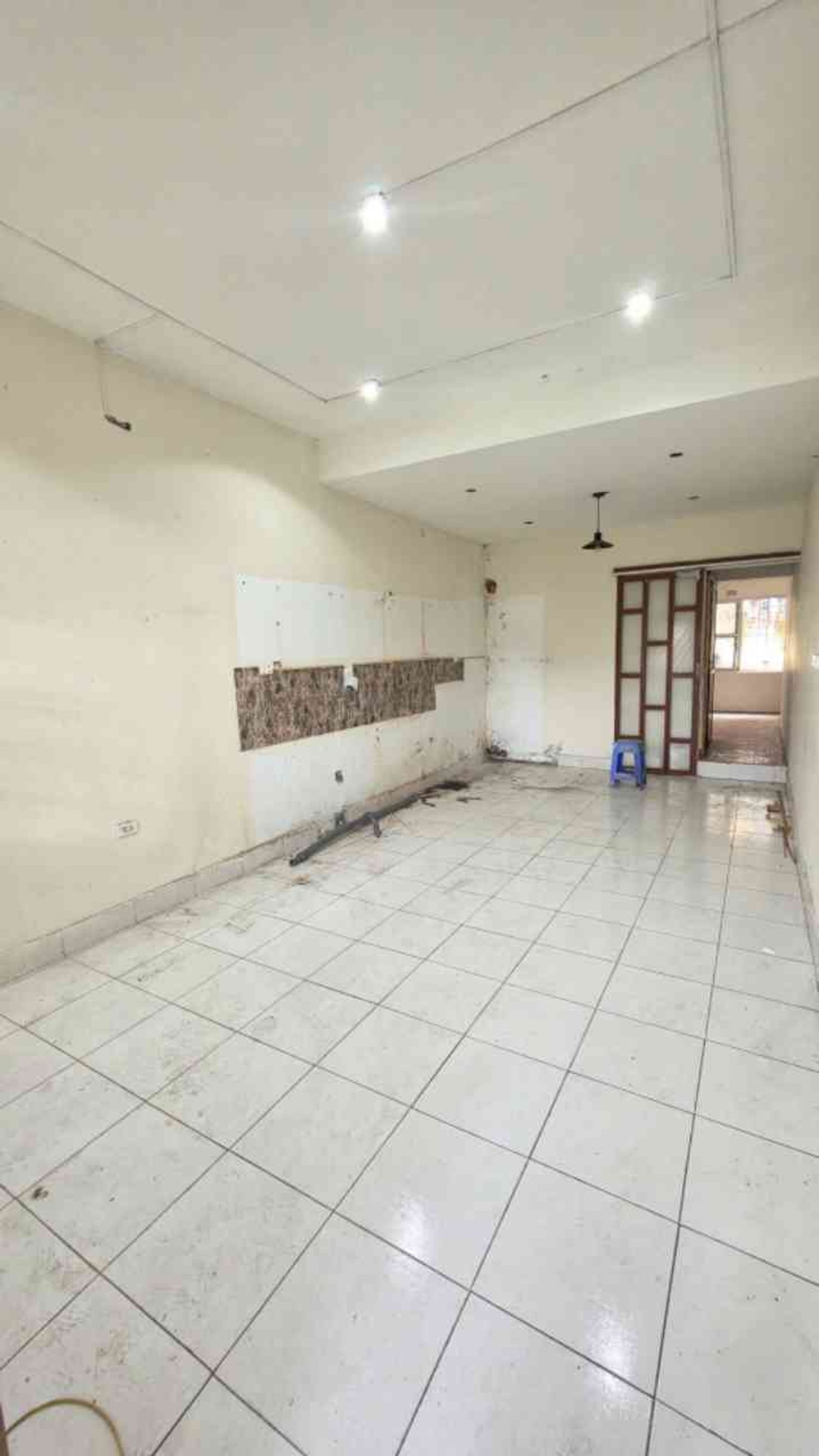 Bán nhà Võ Thị Sáu - diện tích 32m2 1 tầng - Ô tô đỗ chân toà - giá 4,6 tỷ