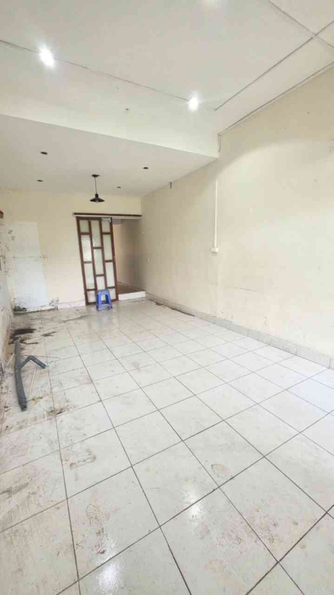Bán nhà Võ Thị Sáu - diện tích 32m2 1 tầng - Ô tô đỗ chân toà - giá 4,6 tỷ