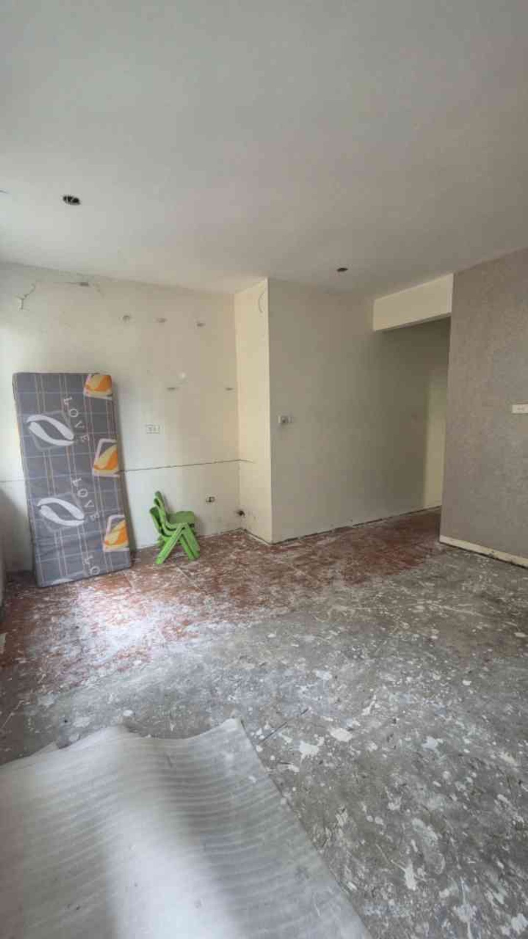 Bán nhà Võ Thị Sáu - diện tích 32m2 1 tầng - Ô tô đỗ chân toà - giá 4,6 tỷ