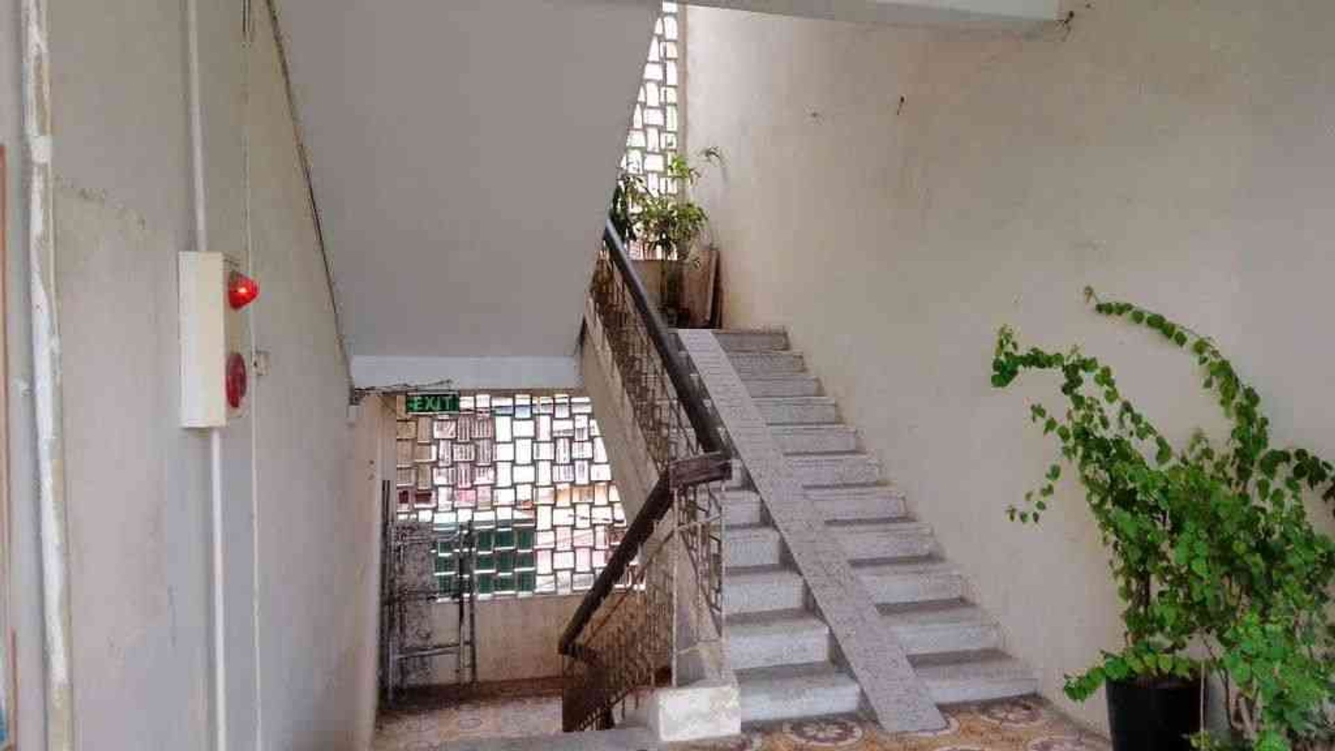Bán nhà Võ Thị Sáu - diện tích 32m2 1 tầng - Ô tô đỗ chân toà - giá 4,6 tỷ