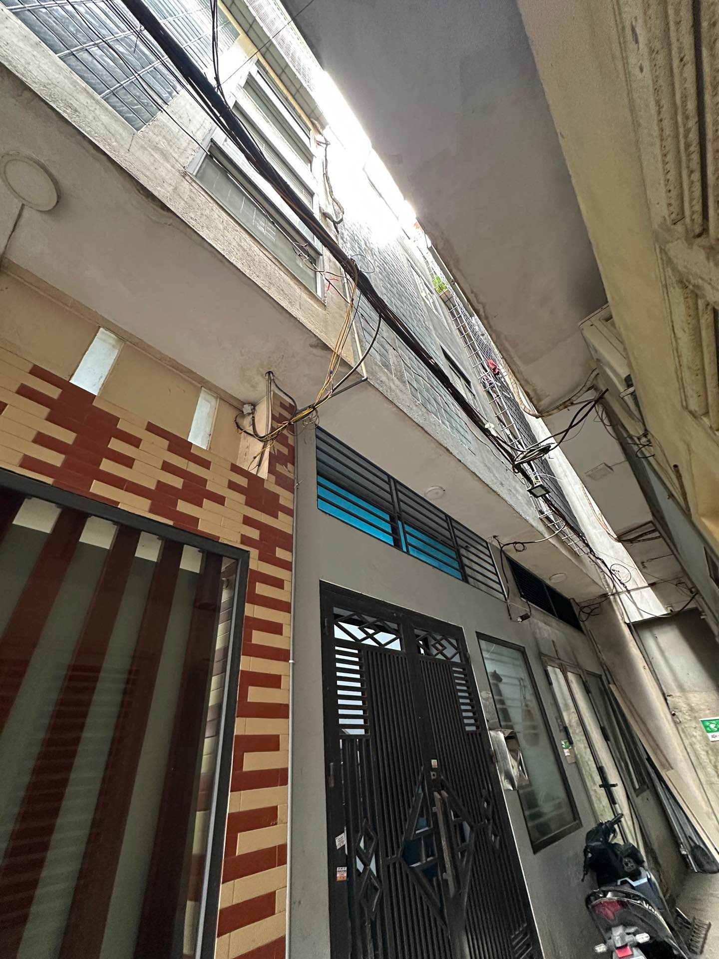 Bán nhà Nam Dư - diện tích 35m2 5 tầng - Phân lô ngõ rộng - giá 8,5 tỷ