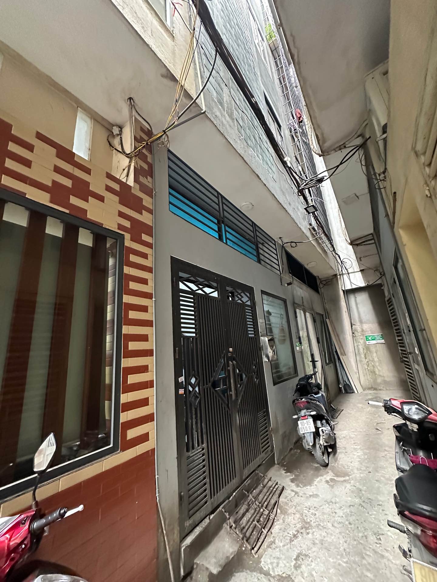 Bán nhà Nam Dư - diện tích 35m2 5 tầng - Phân lô ngõ rộng - giá 8,5 tỷ