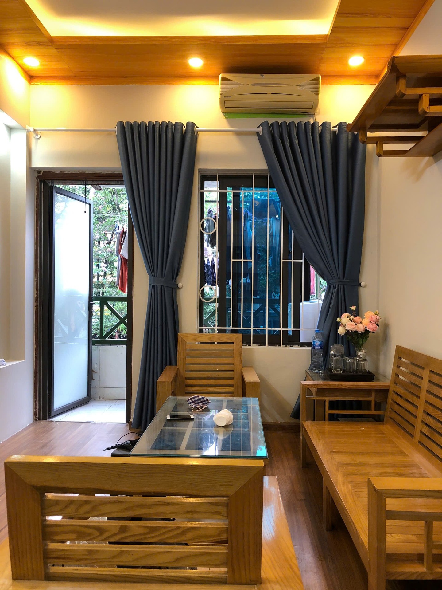 Bán nhà Linh Đàm - diện tích 68m2 2 tầng - Căn hộ đẹp, yên tĩnh - giá 5,5 tỷ