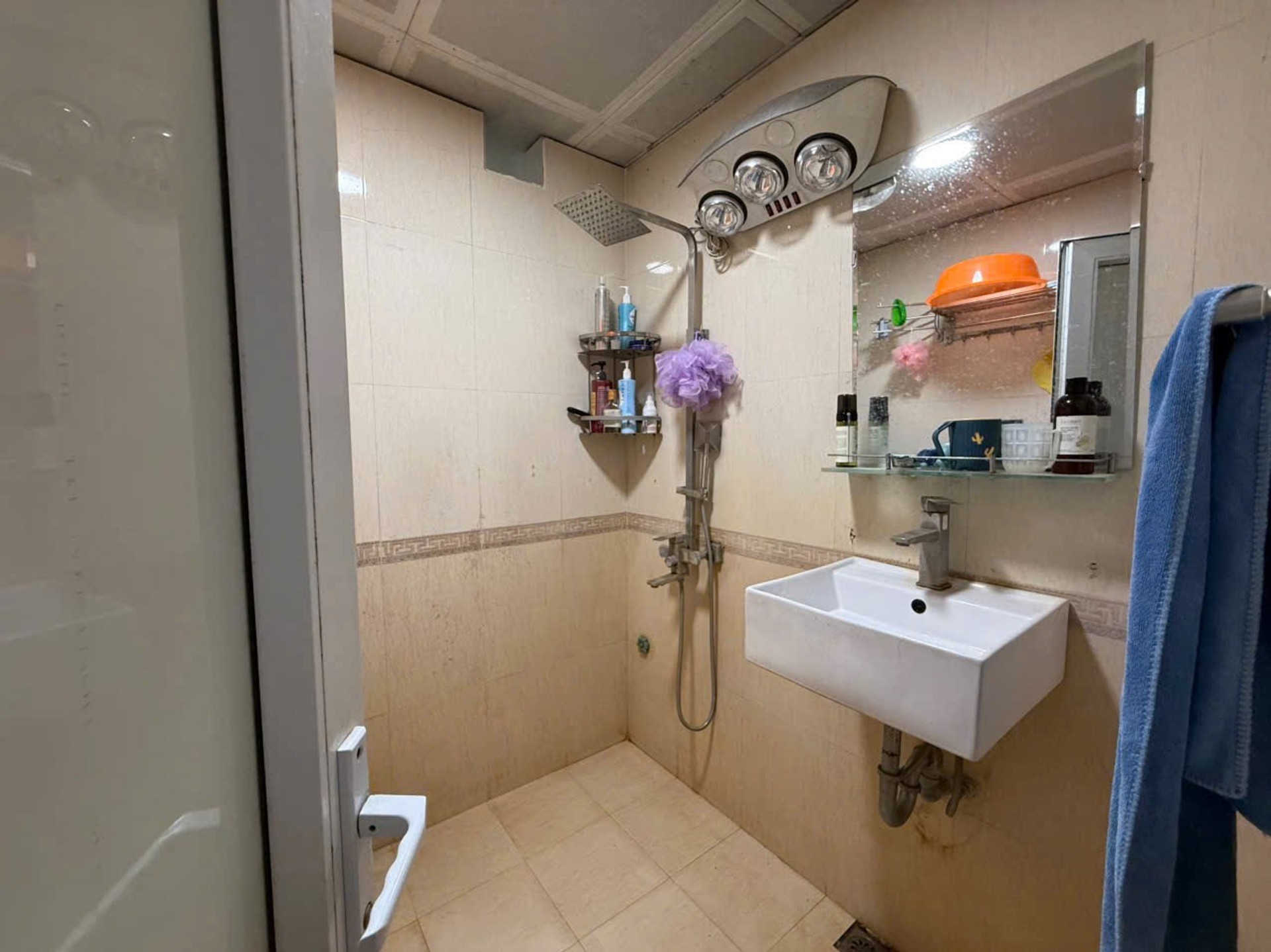 Bán nhà Linh Đàm - diện tích 68m2 2 tầng - Căn hộ đẹp, yên tĩnh - giá 5,5 tỷ