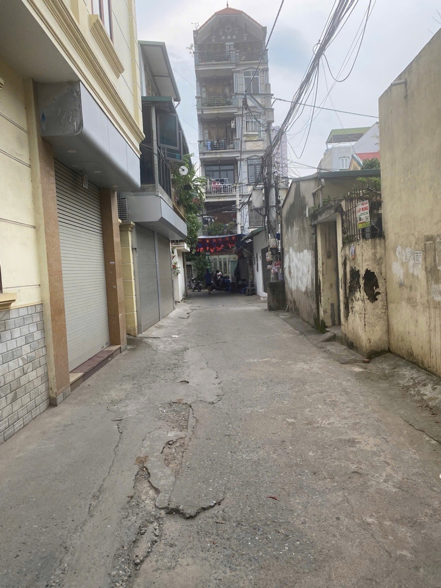 Bán nhà Tân Mai - diện tích 53m2 1 tầng - 2 mặt đường ô tô vào - giá 4,5 tỷ